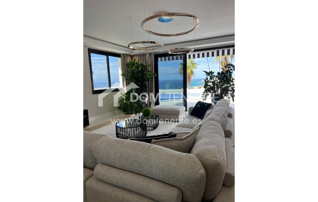 Sale - Villa -
Adeje - San Eugenio Alto