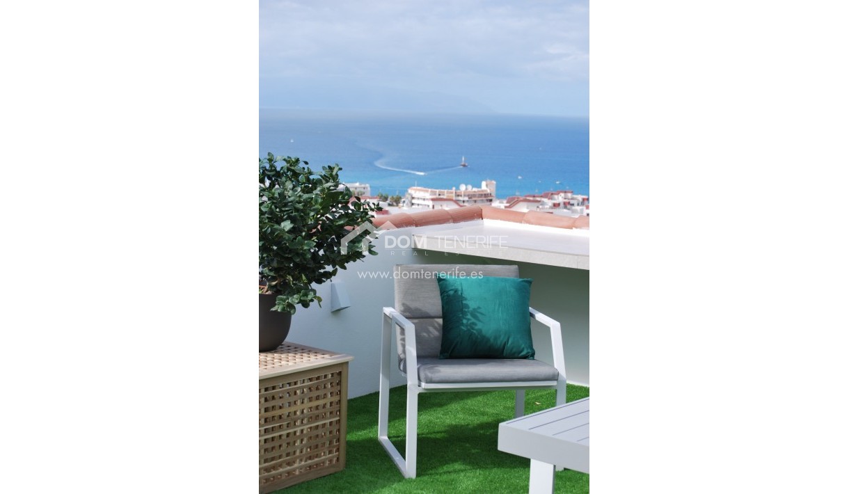 Sale - Villa -
Adeje - San Eugenio Alto