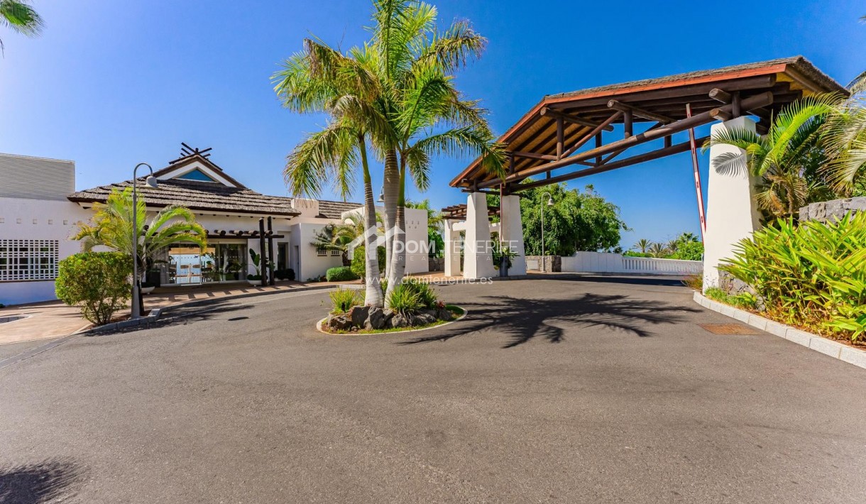 Wiederverkauf - Wohnung -
Guía de Isora  - Abama