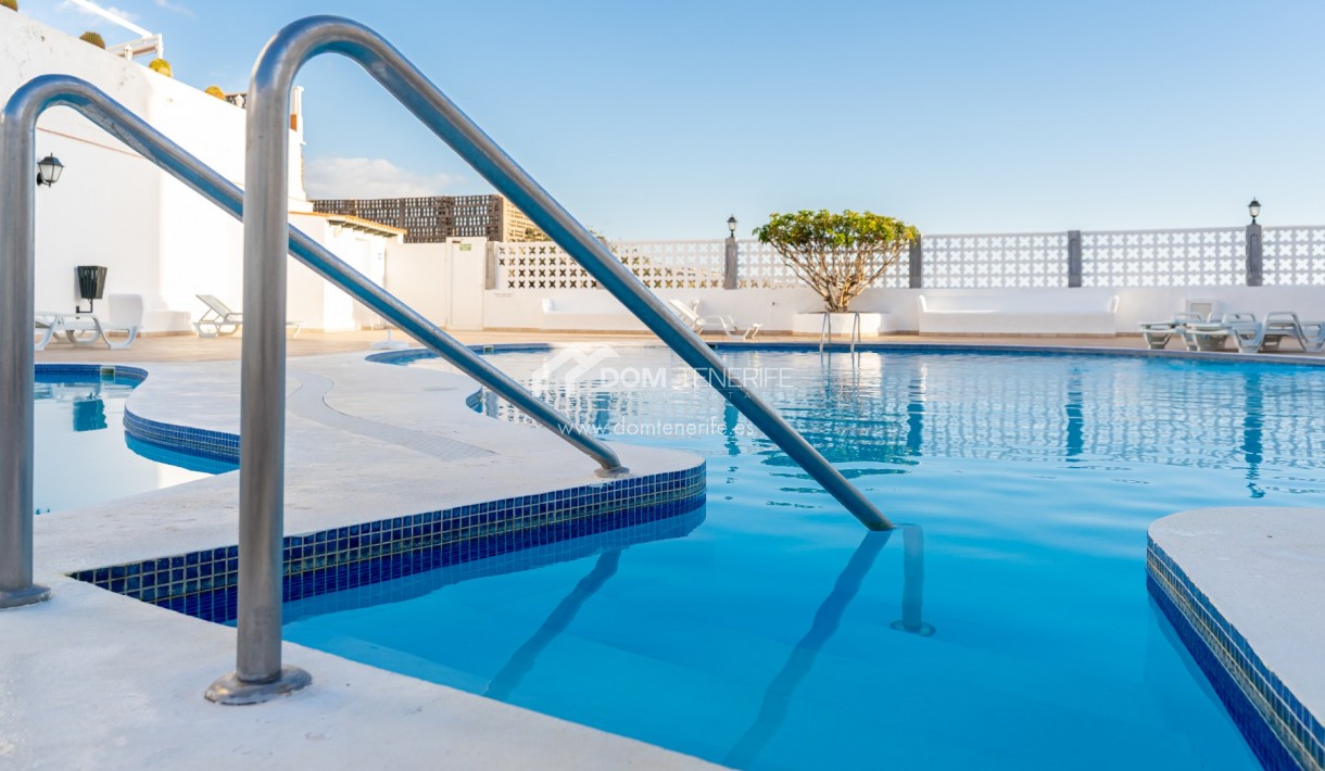 Продажа - Апартамент -
Гия де Исора - Плайя Ла Арена