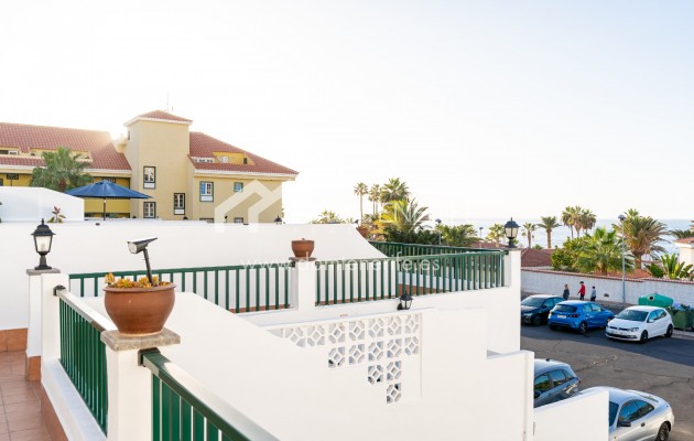 Продажа - Апартамент -
Гия де Исора - Плайя Ла Арена