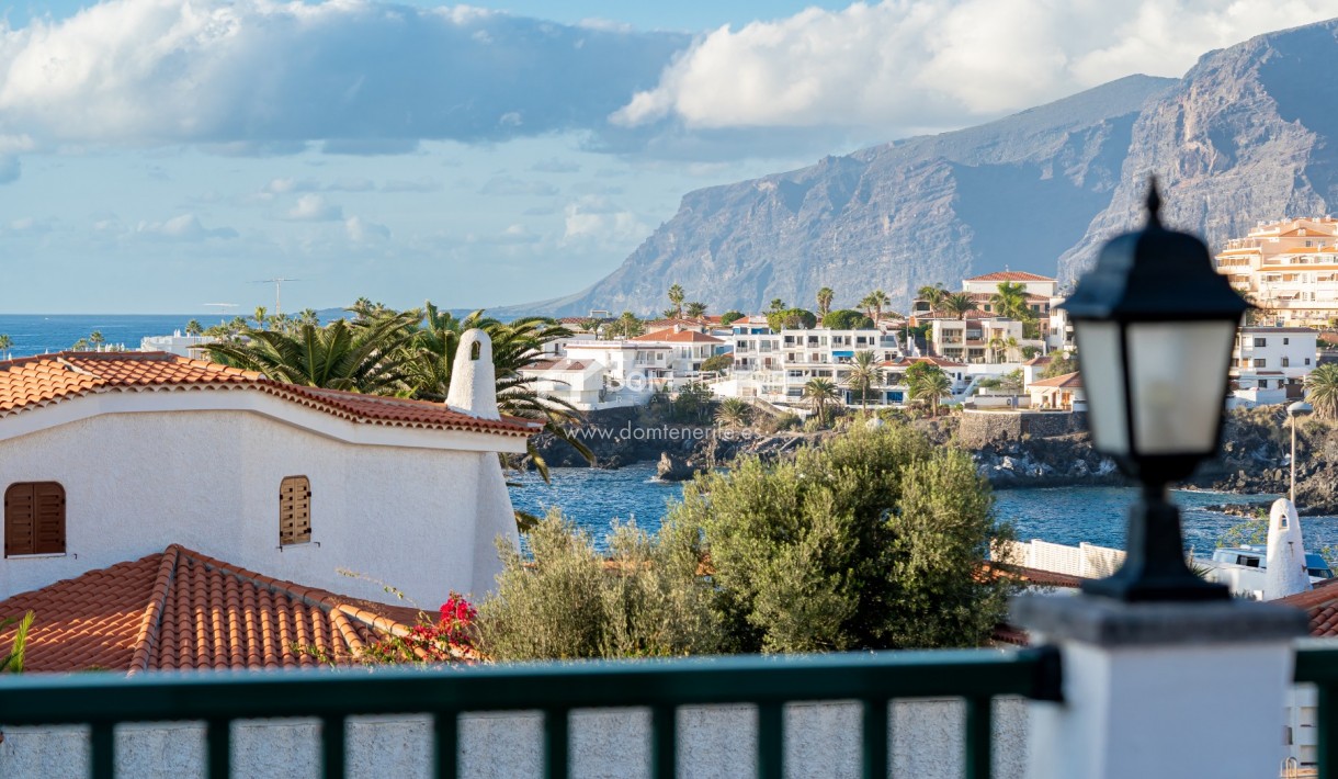 Продажа - Апартамент -
Гия де Исора - Плайя Ла Арена