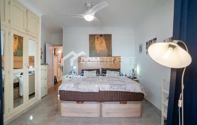 Продажа - Апартамент -
Гия де Исора - Плайя Ла Арена