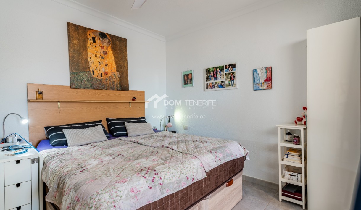 Продажа - Апартамент -
Гия де Исора - Плайя Ла Арена