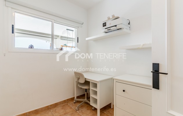 Venta - Chalet independiente -
Adeje - El Madroñal