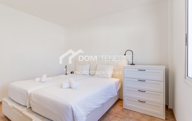 Venta - Chalet independiente -
Adeje - El Madroñal