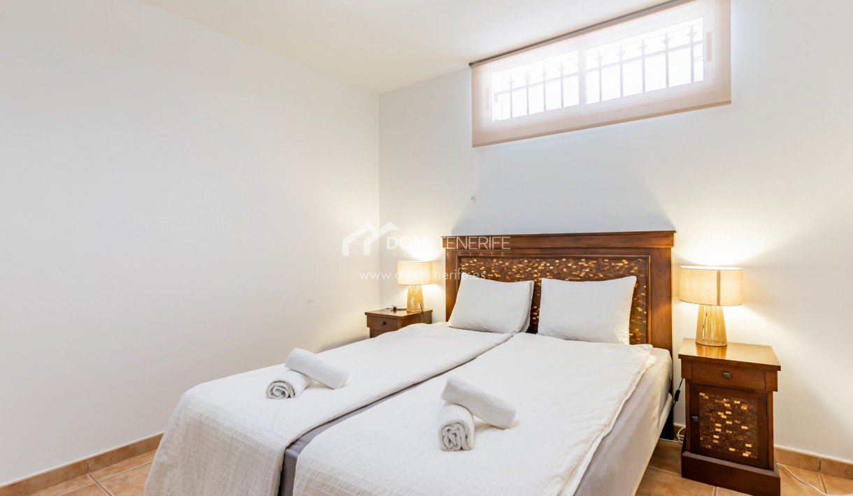 Venta - Chalet independiente -
Adeje - El Madroñal