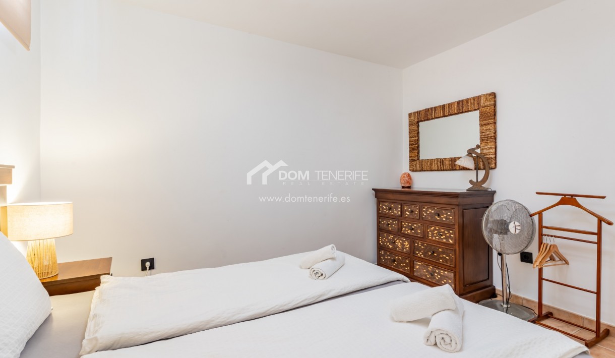 Venta - Chalet independiente -
Adeje - El Madroñal