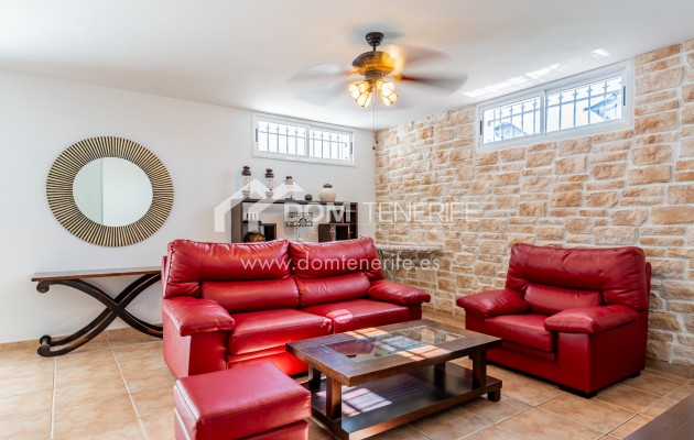 Venta - Chalet independiente -
Adeje - El Madroñal