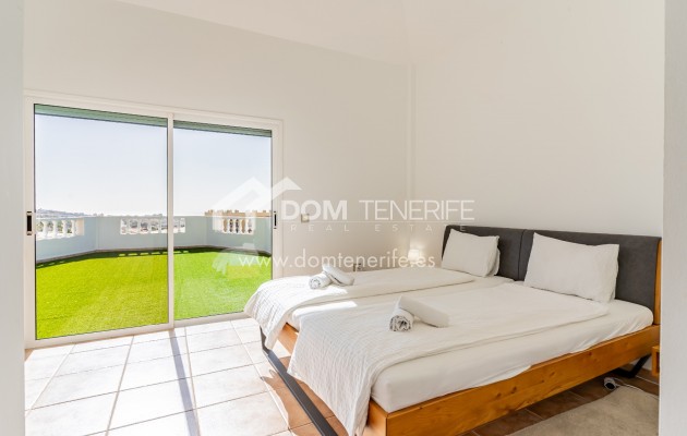 Venta - Chalet independiente -
Adeje - El Madroñal