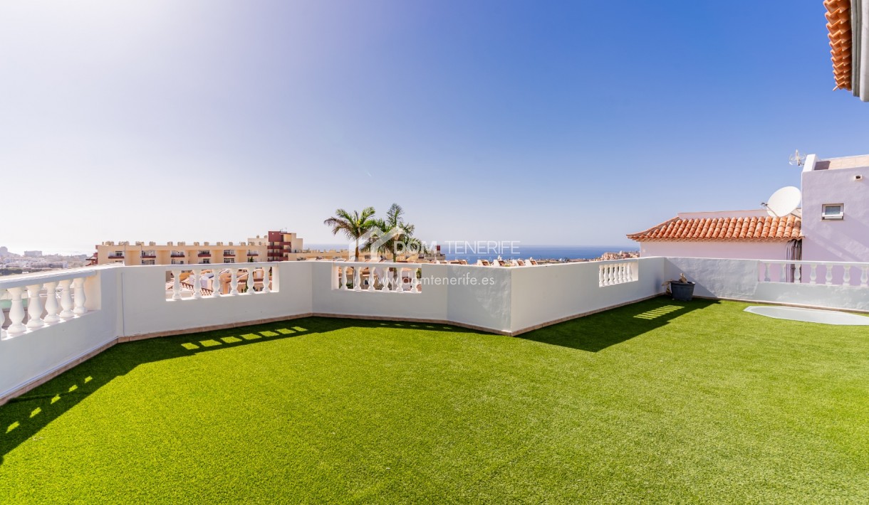 Venta - Chalet independiente -
Adeje - El Madroñal