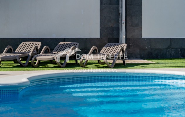 Venta - Chalet independiente -
Adeje - El Madroñal