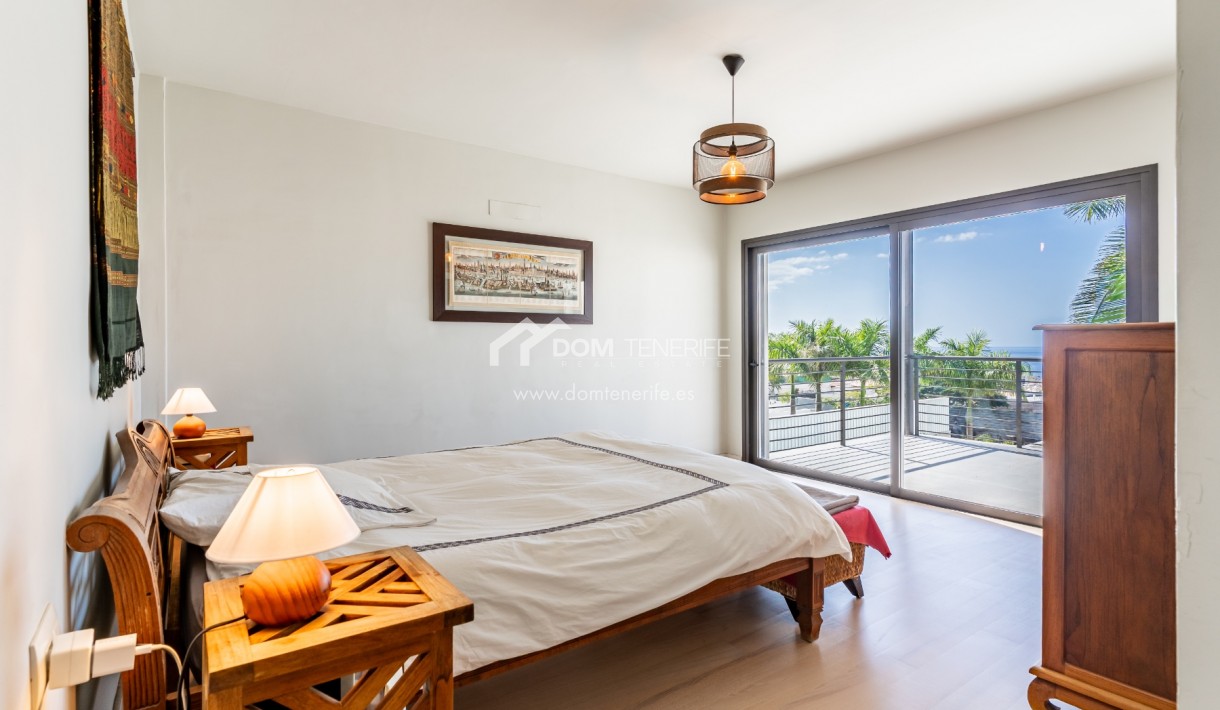 Venta - Chalet independiente -
Adeje - El Madroñal