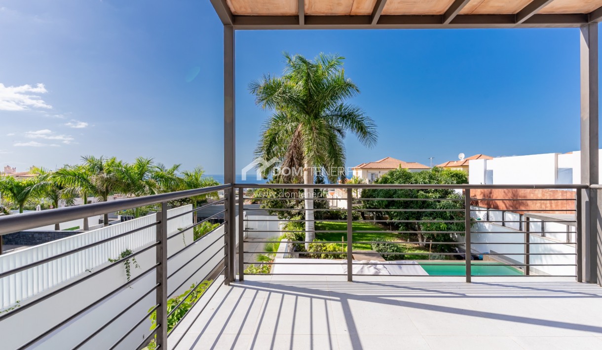 Venta - Chalet independiente -
Adeje - El Madroñal