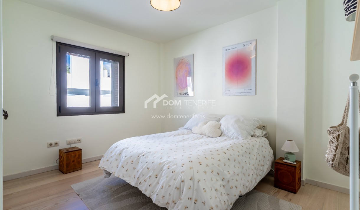 Venta - Chalet independiente -
Adeje - El Madroñal