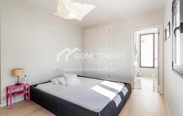 Venta - Chalet independiente -
Adeje - El Madroñal