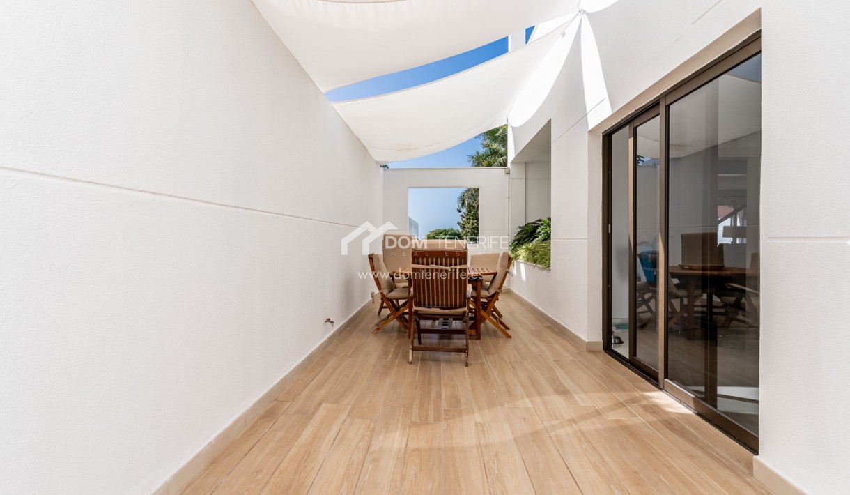 Venta - Chalet independiente -
Adeje - El Madroñal