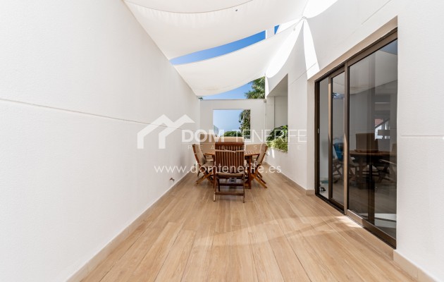 Venta - Chalet independiente -
Adeje - El Madroñal