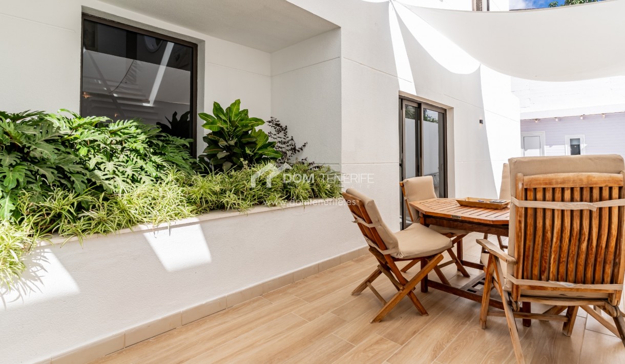 Venta - Chalet independiente -
Adeje - El Madroñal