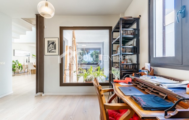 Venta - Chalet independiente -
Adeje - El Madroñal