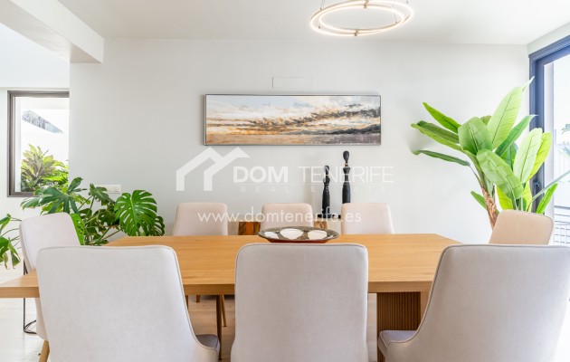 Venta - Chalet independiente -
Adeje - El Madroñal