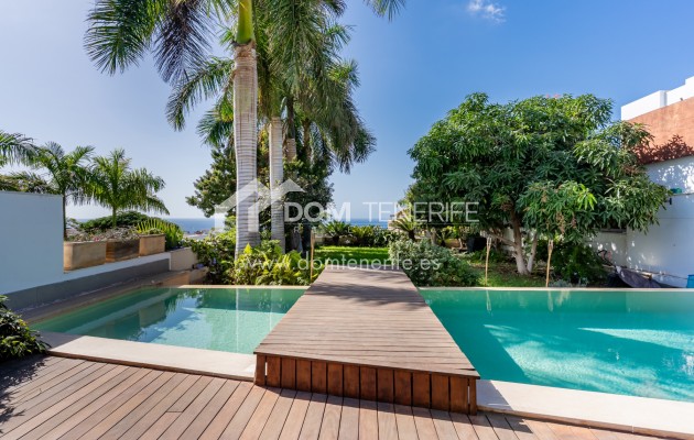 Venta - Chalet independiente -
Adeje - El Madroñal