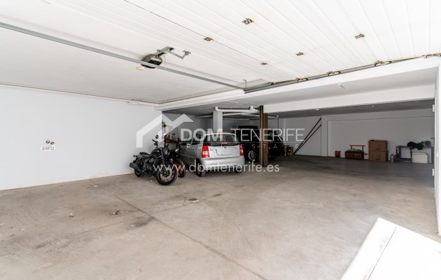 Venta - Chalet independiente -
Adeje - El Madroñal