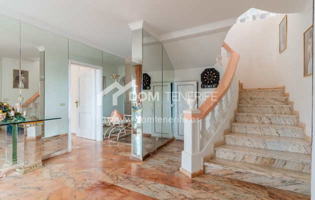 Sale - Villa -
Arona - Chayofa