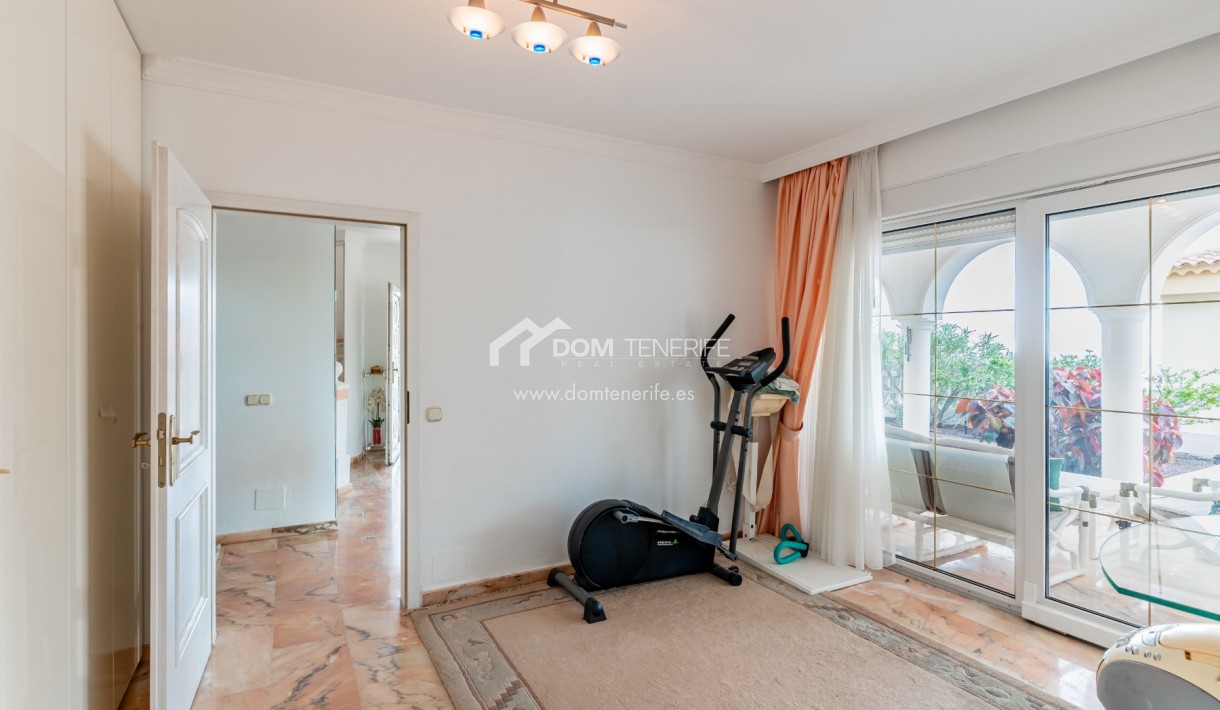 Sale - Villa -
Arona - Chayofa