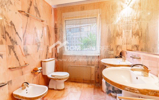 Sale - Villa -
Arona - Chayofa