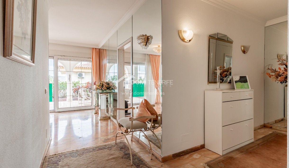 Sale - Villa -
Arona - Chayofa