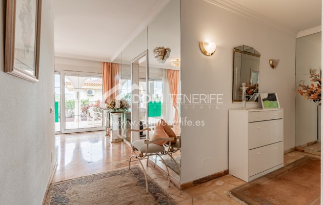 Sale - Villa -
Arona - Chayofa