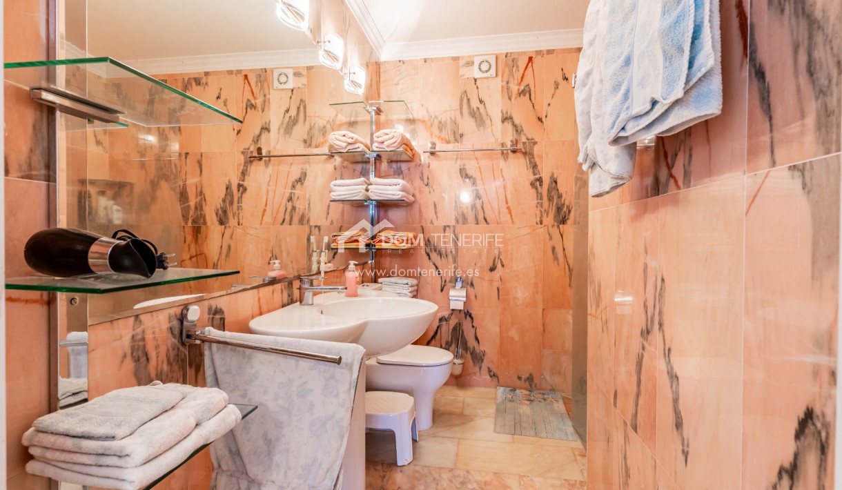 Sale - Villa -
Arona - Chayofa