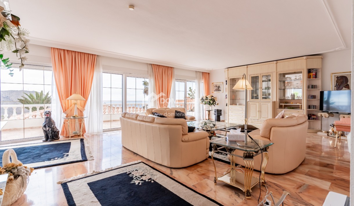 Sale - Villa -
Arona - Chayofa