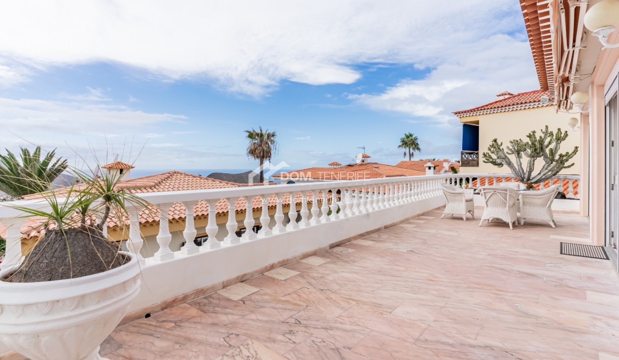 Sale - Villa -
Arona - Chayofa