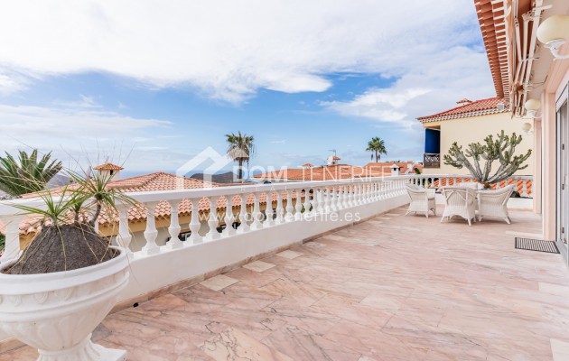 Sale - Villa -
Arona - Chayofa