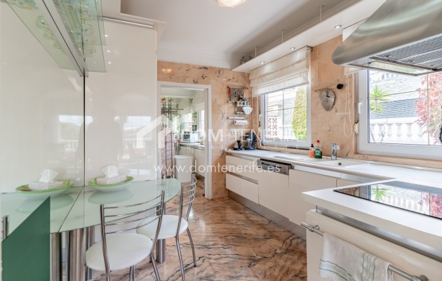 Sale - Villa -
Arona - Chayofa