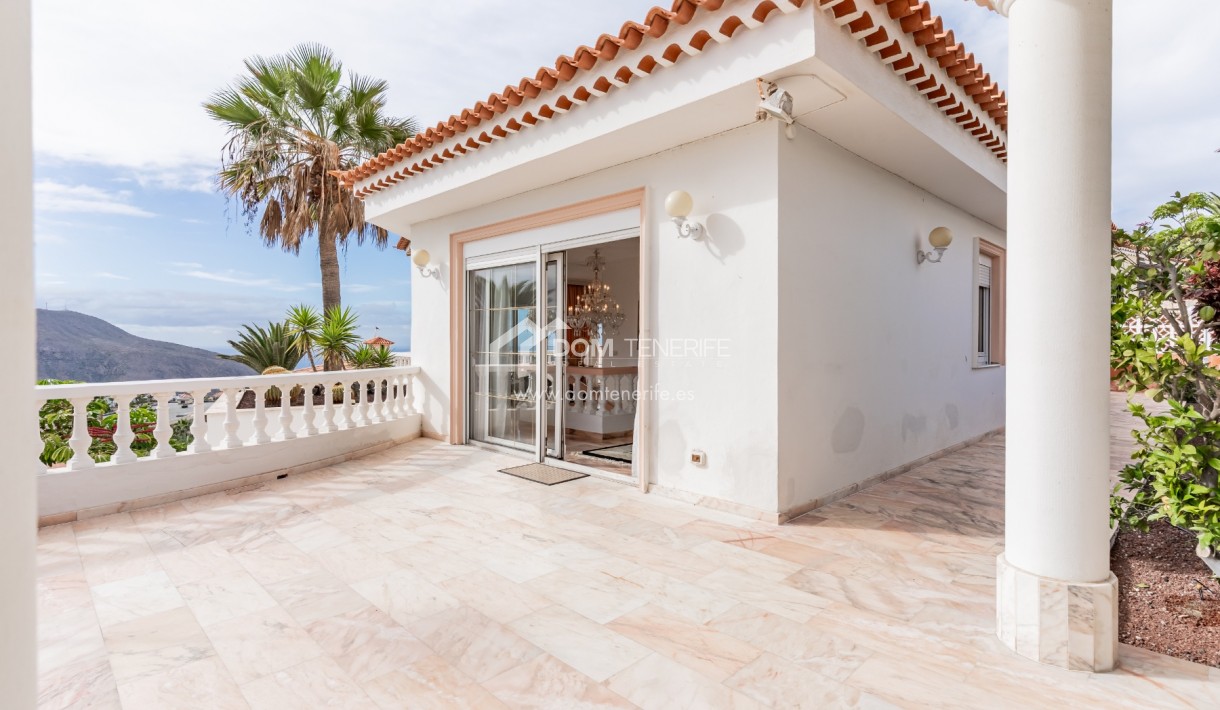 Sale - Villa -
Arona - Chayofa