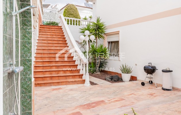 Sale - Villa -
Arona - Chayofa