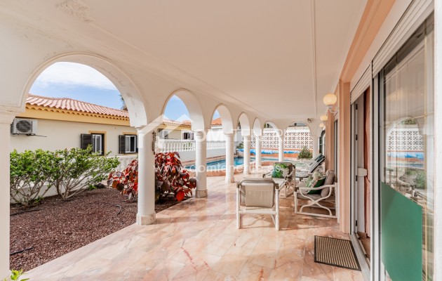 Sale - Villa -
Arona - Chayofa