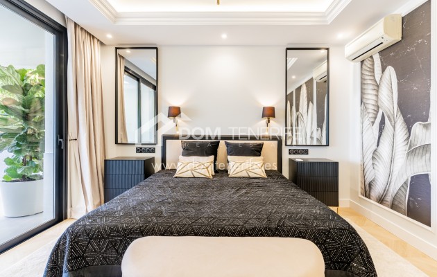 Sale - Villa -
Adeje - San Eugenio Alto