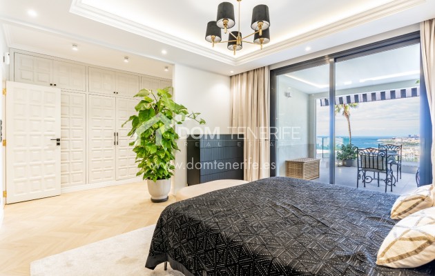 Sale - Villa -
Adeje - San Eugenio Alto