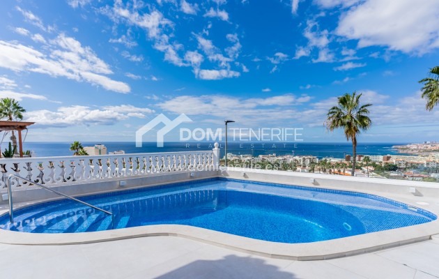 Sale - Villa -
Adeje - San Eugenio Alto