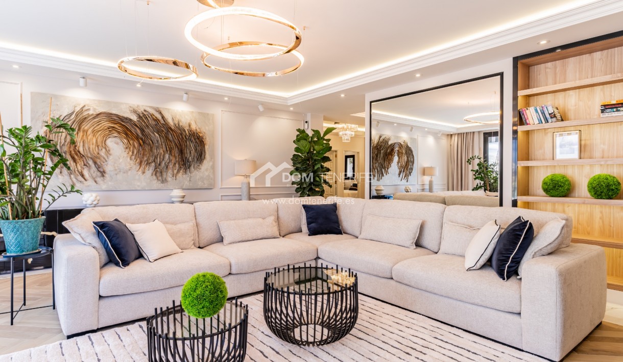 Sale - Villa -
Adeje - San Eugenio Alto