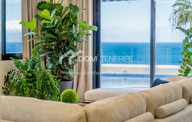 Sale - Villa -
Adeje - San Eugenio Alto