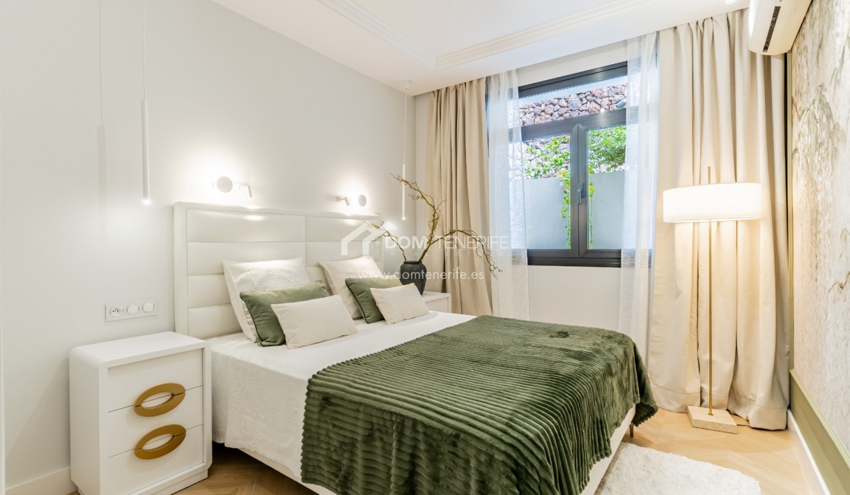 Sale - Villa -
Adeje - San Eugenio Alto