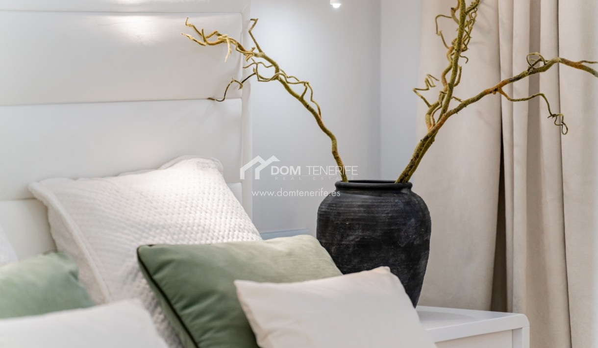 Sale - Villa -
Adeje - San Eugenio Alto