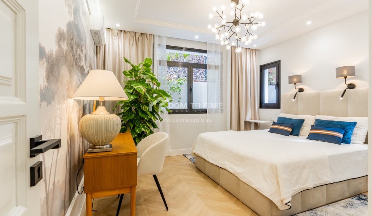 Sale - Villa -
Adeje - San Eugenio Alto