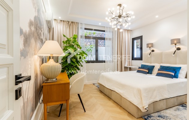 Sale - Villa -
Adeje - San Eugenio Alto