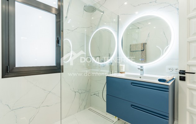 Sale - Villa -
Adeje - San Eugenio Alto